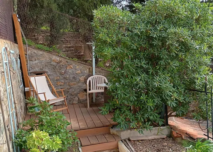 With Terraces In Lejlighed Le Rayol-Canadel-sur-Mer